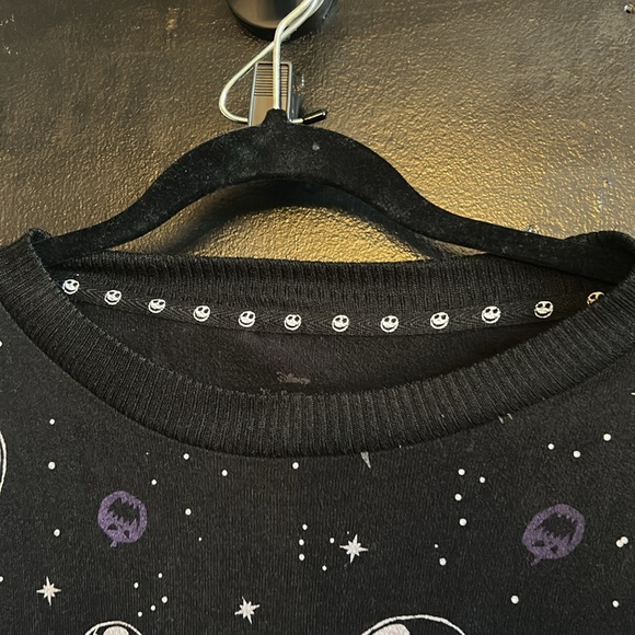 Disney Black Nightmare Before Christmas Sleeping shirt - Picture 4 of 6